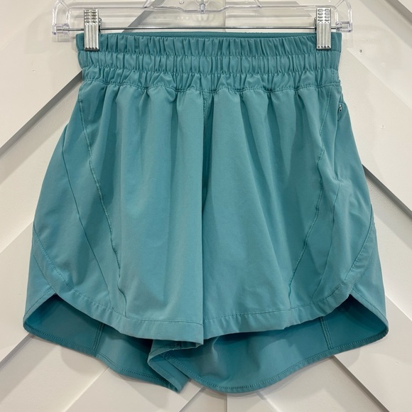 Lululemon Track That High Rise Shorts 5" In Tidal Teal Size 4 - Picture 2 of 6